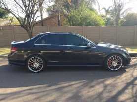 Mercedes Benz